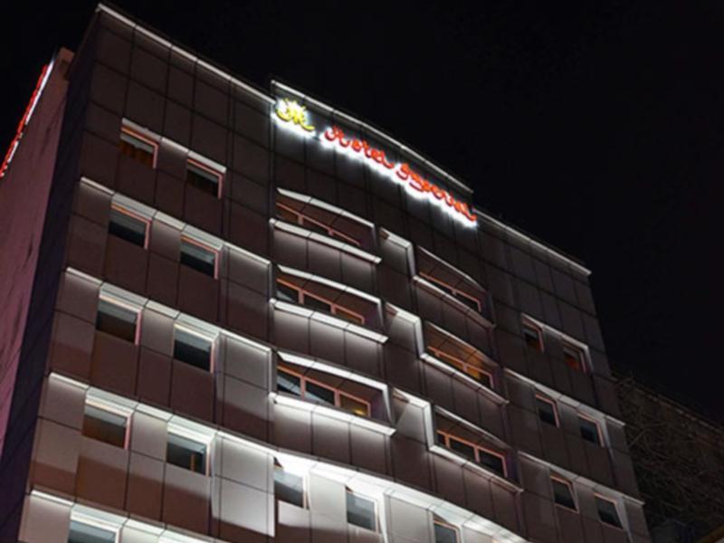 Hotel Imperial Куала-Лумпур Экстерьер фото